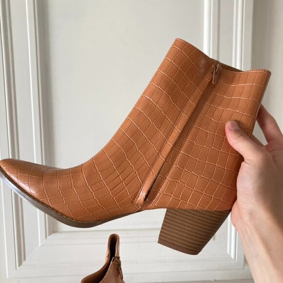 Free People Coconuts by Matisse Elyse Vegan Ankle Boots Taupe Animal Print 9.5 - Picture 6 of 8